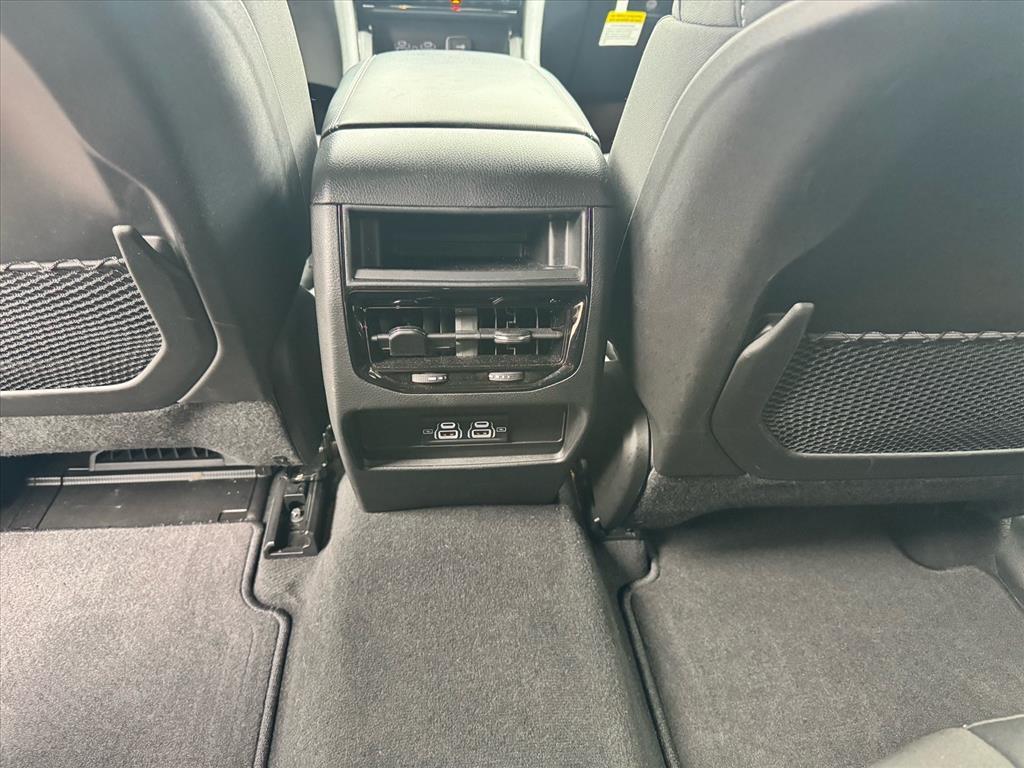 used 2024 Jeep Grand Cherokee car, priced at $27,963