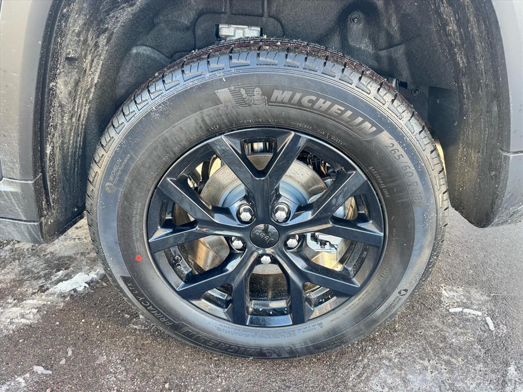 new 2026 Jeep Grand Cherokee car, priced at $47,579