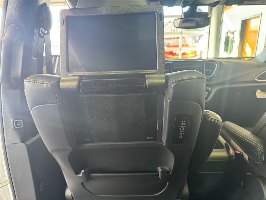 new 2026 Chrysler Pacifica car, priced at $51,104