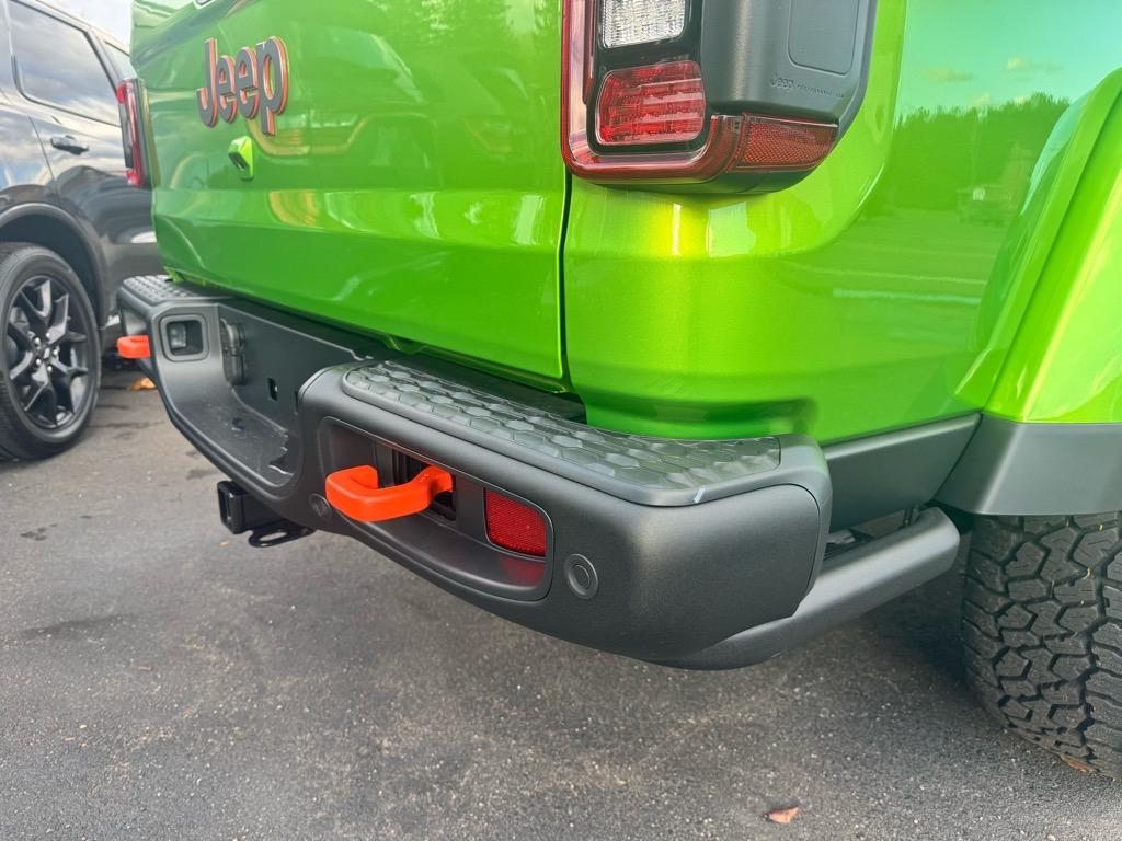 new 2026 Jeep Gladiator car, priced at $62,642