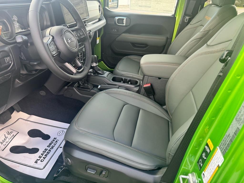 new 2026 Jeep Gladiator car, priced at $62,642