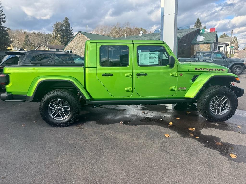 new 2026 Jeep Gladiator car, priced at $62,642