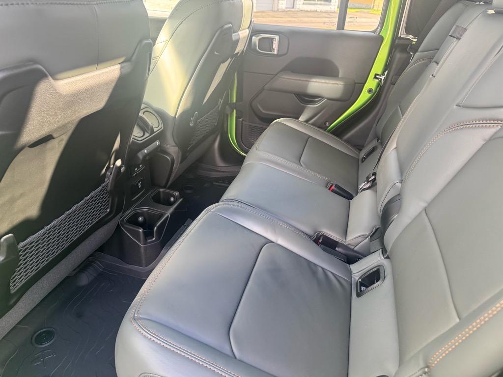 new 2026 Jeep Gladiator car, priced at $62,642