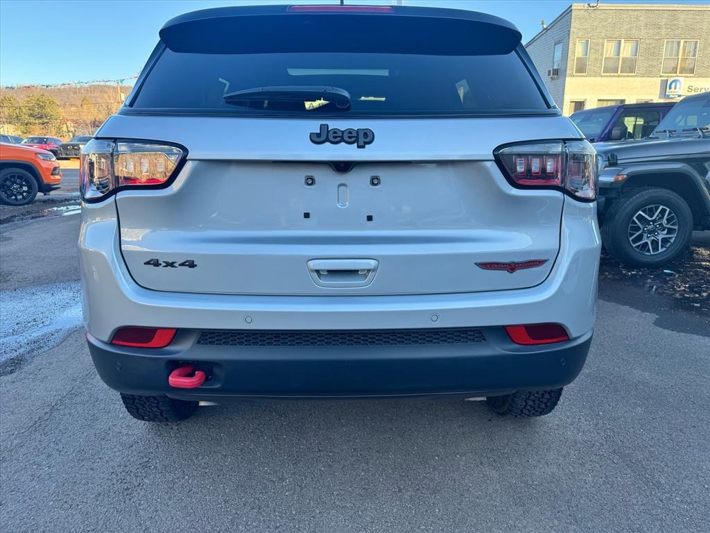 new 2026 Jeep Compass car, priced at $38,280