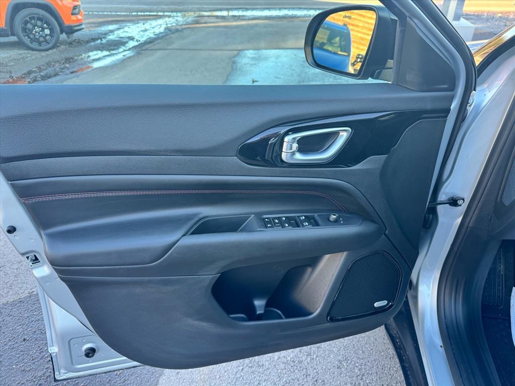 new 2026 Jeep Compass car, priced at $38,280