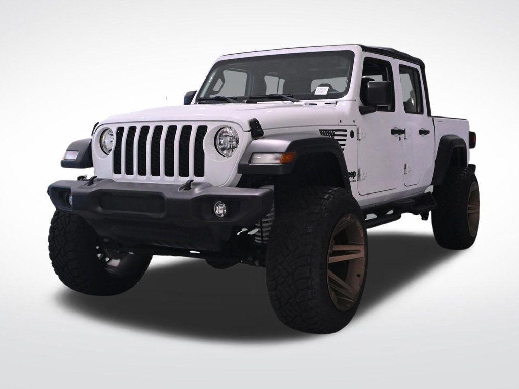 used 2023 Jeep Gladiator car, priced at $27,400