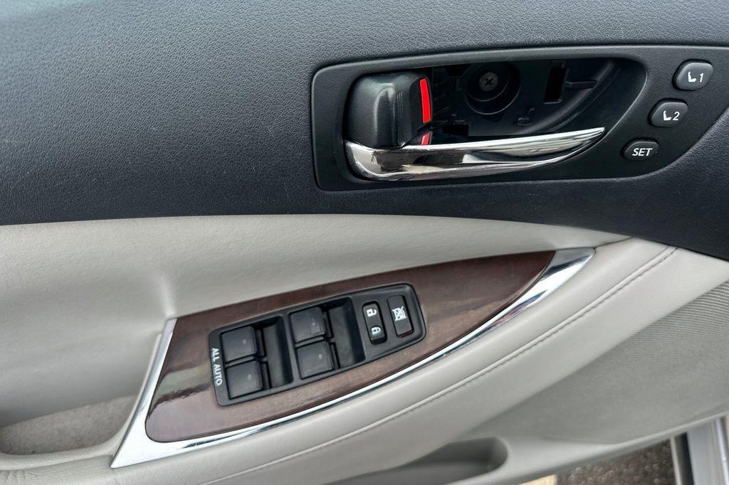 used 2011 Lexus ES 350 car, priced at $10,900