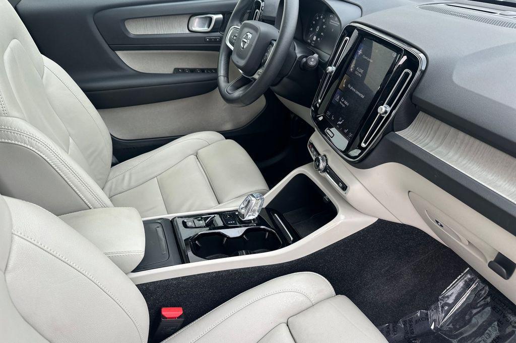 used 2019 Volvo XC40 car, priced at $21,900