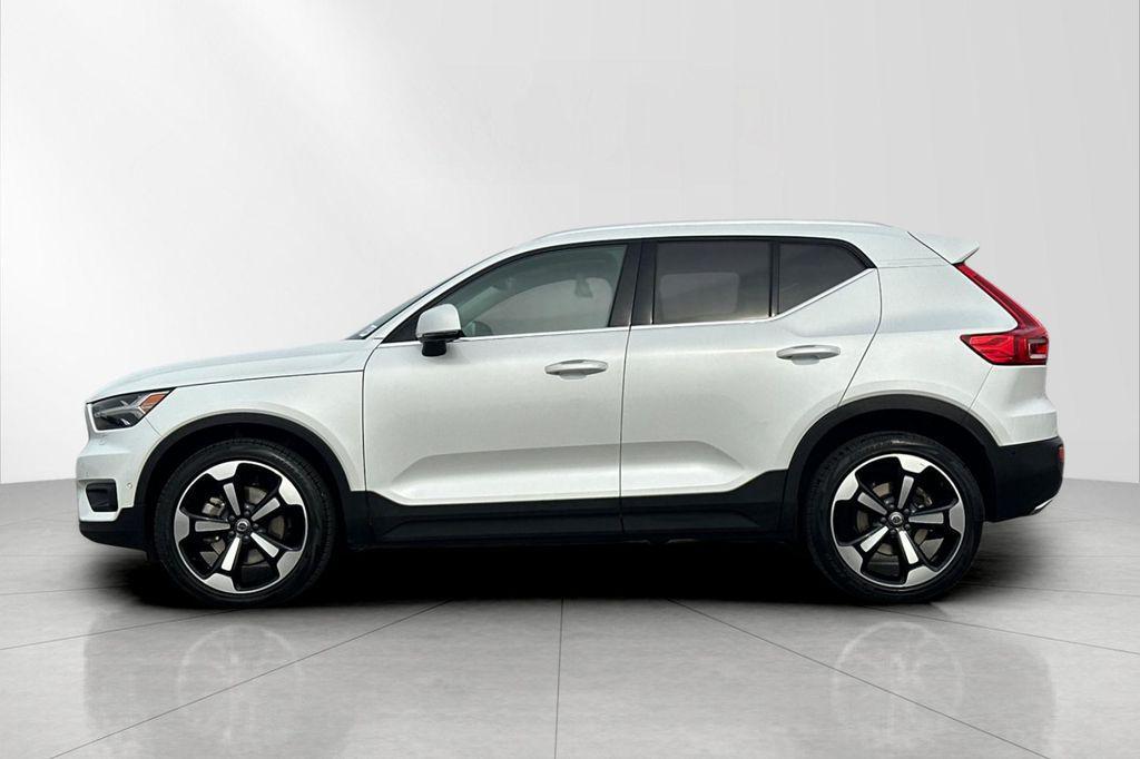 used 2019 Volvo XC40 car, priced at $21,900