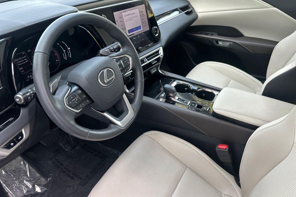 used 2023 Lexus RX 350 car, priced at $43,900