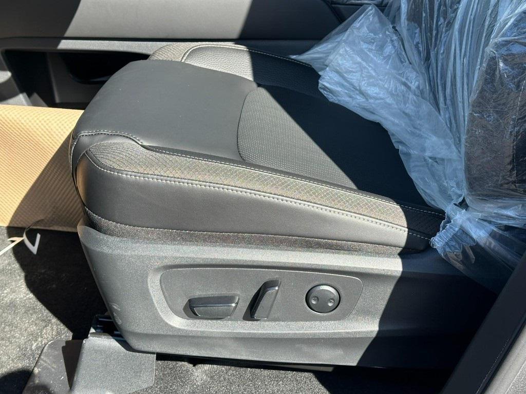 new 2026 Nissan Pathfinder car, priced at $44,838