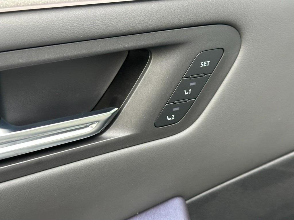 new 2026 Nissan Leaf car, priced at $40,254