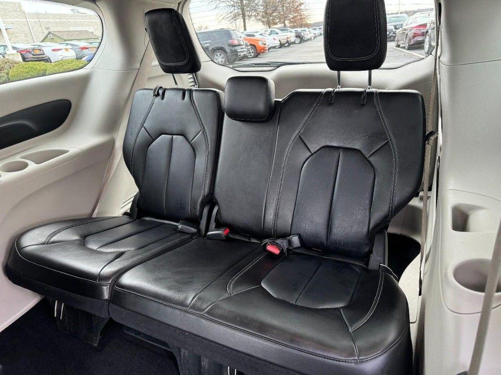 used 2024 Chrysler Pacifica car, priced at $27,997