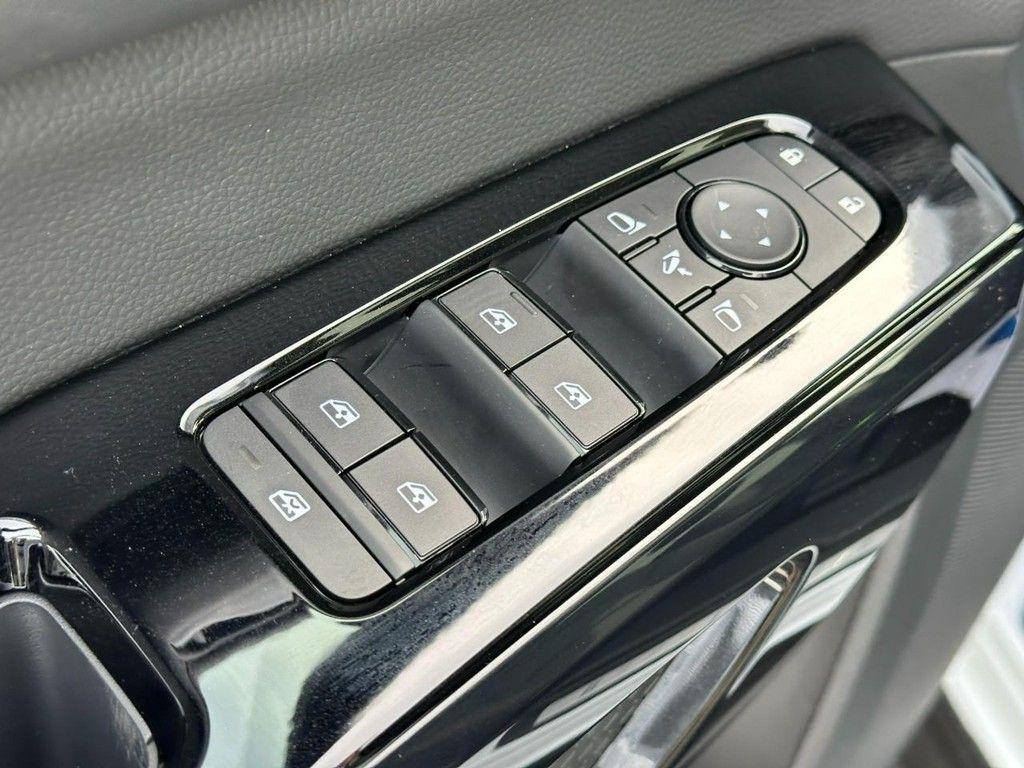 new 2026 Nissan Pathfinder car, priced at $48,365