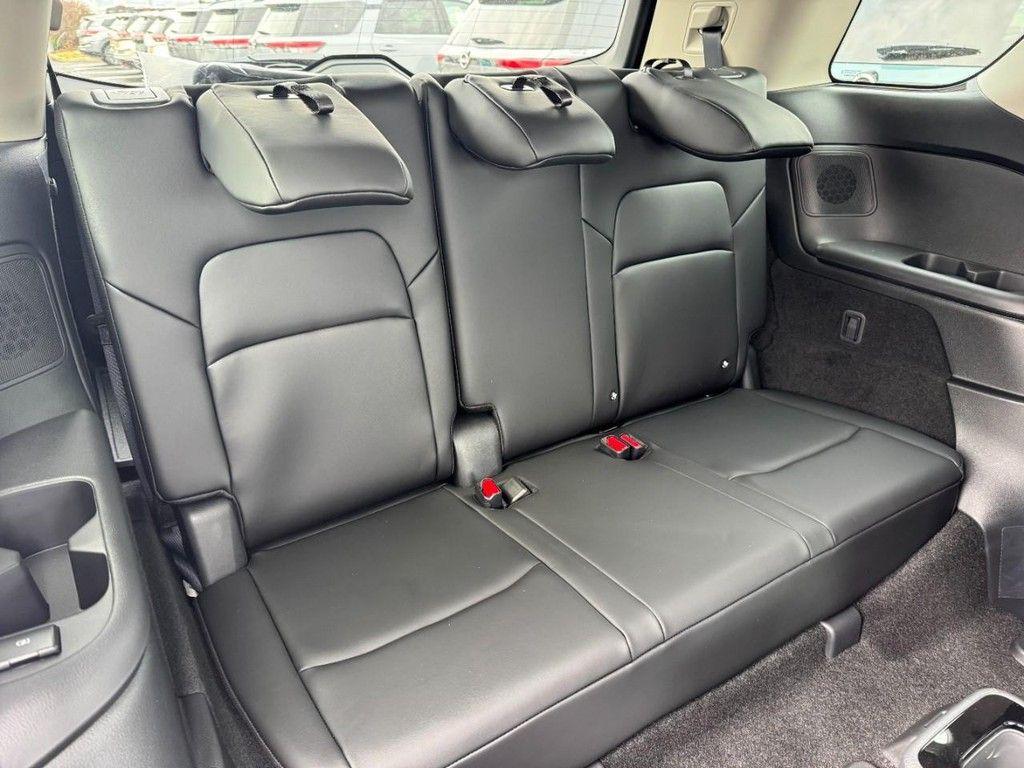 new 2026 Nissan Pathfinder car, priced at $44,068