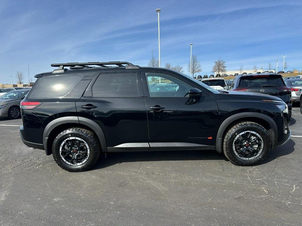 new 2026 Nissan Pathfinder car, priced at $43,789
