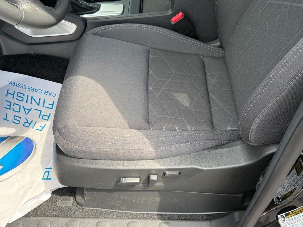 new 2026 Nissan Frontier car, priced at $35,801