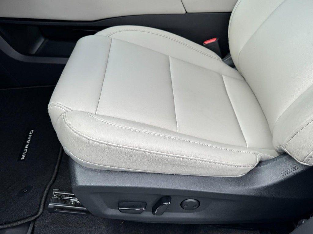 used 2025 Nissan Murano car, priced at $33,895