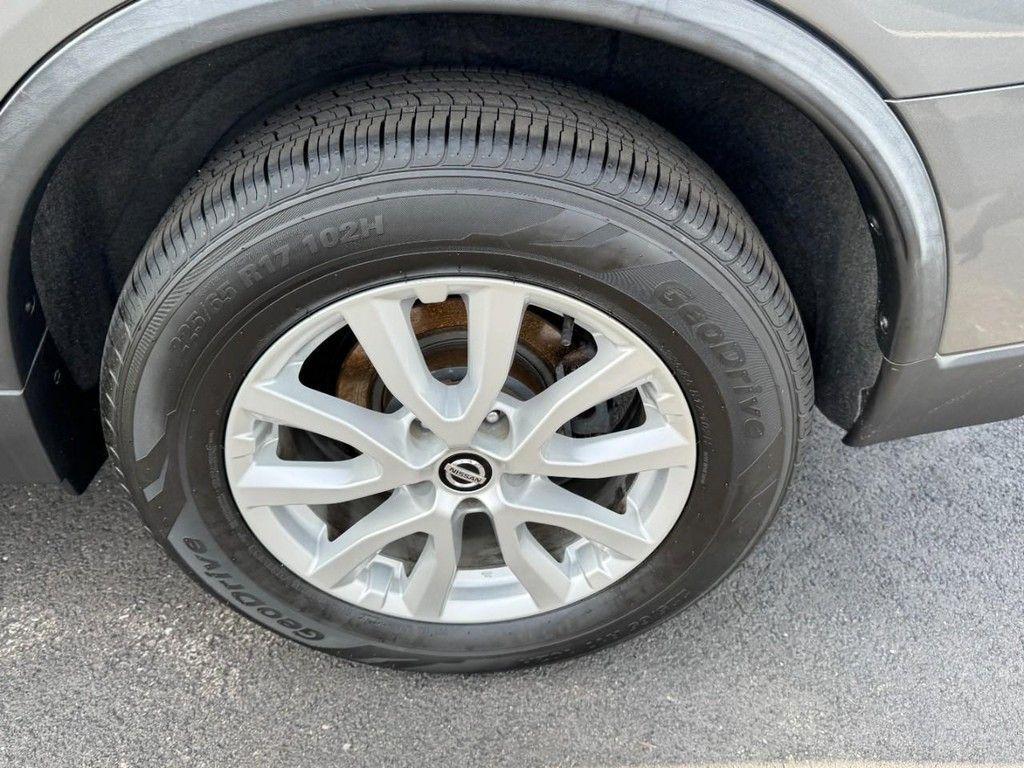 used 2020 Nissan Rogue car, priced at $17,888