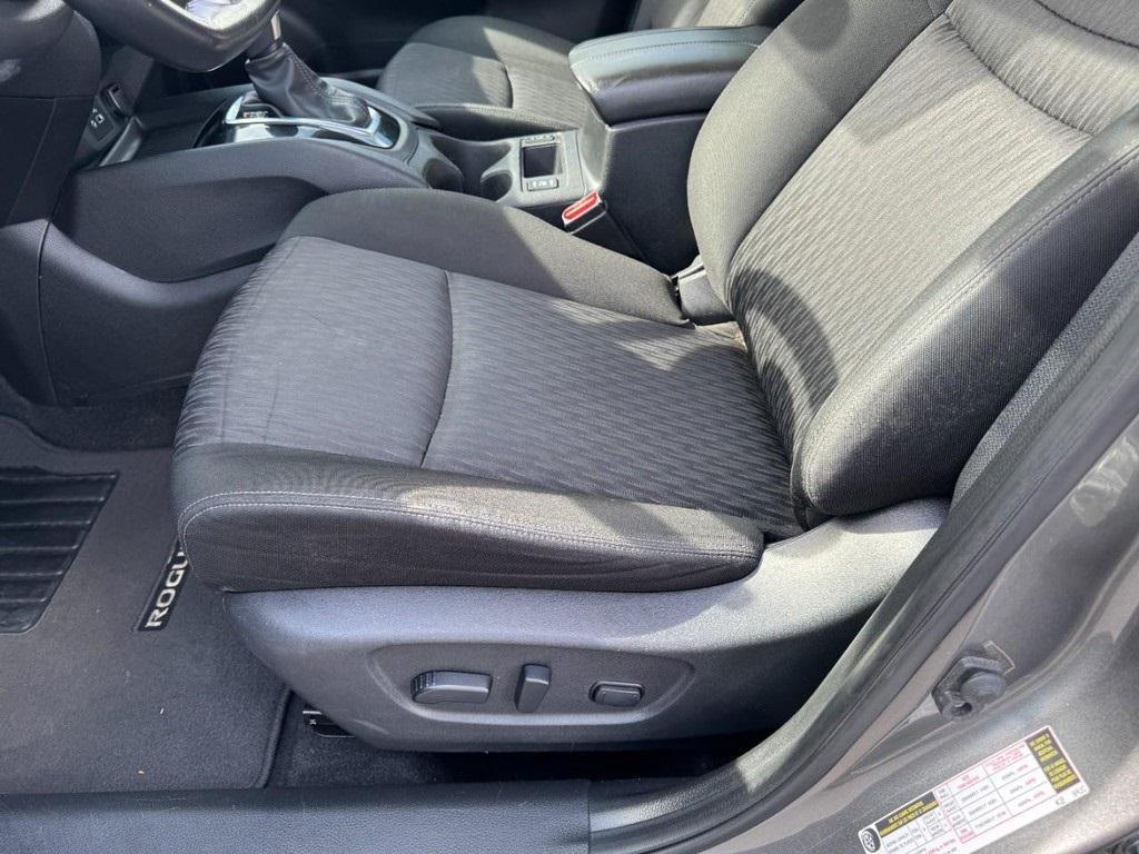 used 2020 Nissan Rogue car, priced at $17,500