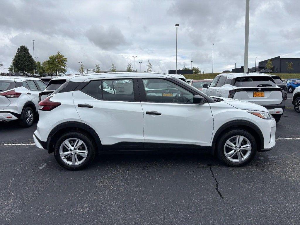 new 2025 Nissan Kicks car, priced at $19,865