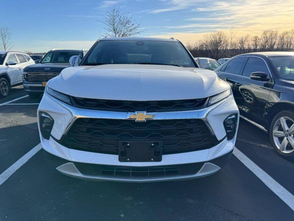 used 2024 Chevrolet Blazer car, priced at $27,888