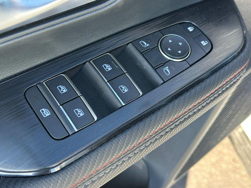 new 2026 Nissan Kicks car, priced at $29,256