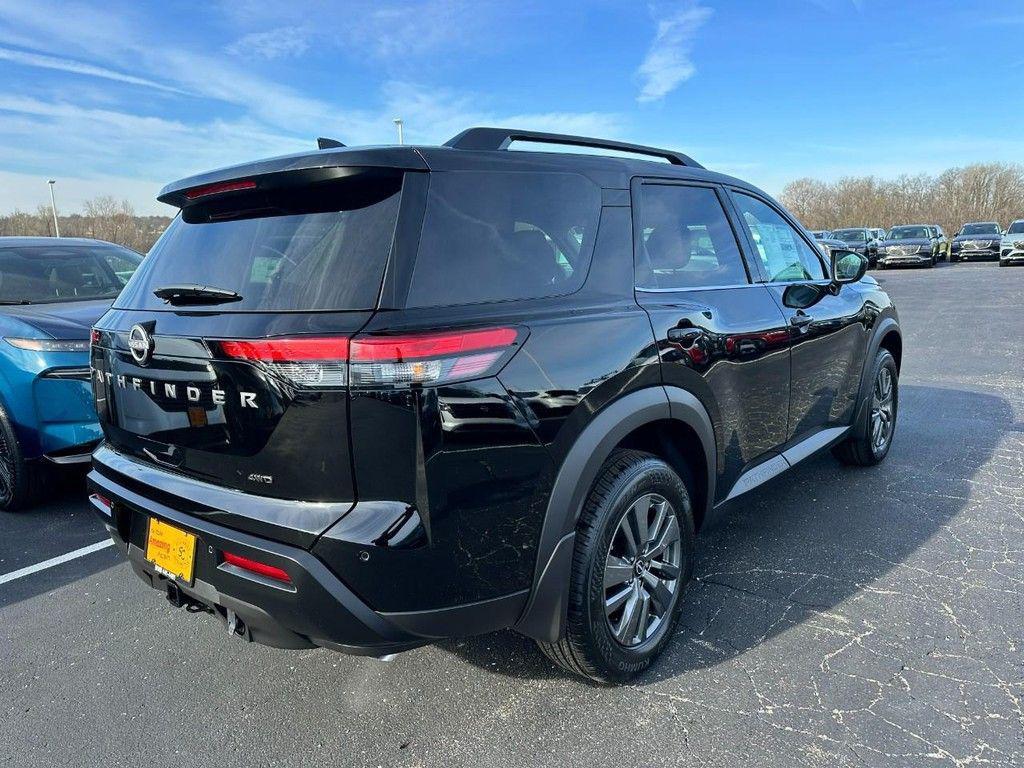 new 2026 Nissan Pathfinder car, priced at $39,921
