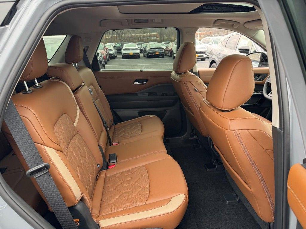 new 2026 Nissan Pathfinder car, priced at $48,366