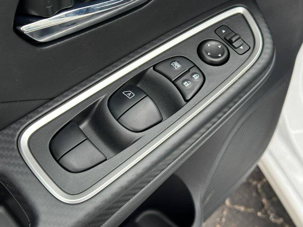 new 2025 Nissan Versa car, priced at $20,250