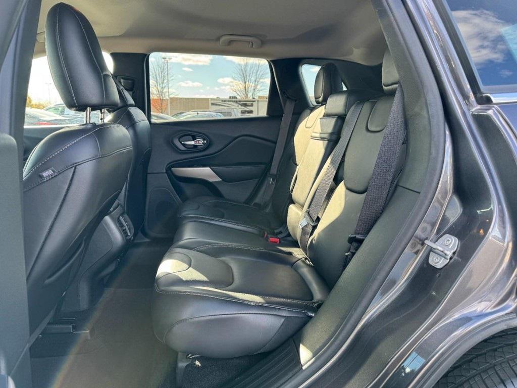 used 2018 Jeep Cherokee car, priced at $13,555