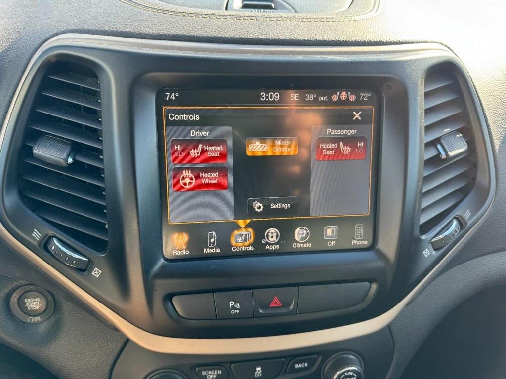 used 2018 Jeep Cherokee car, priced at $13,555