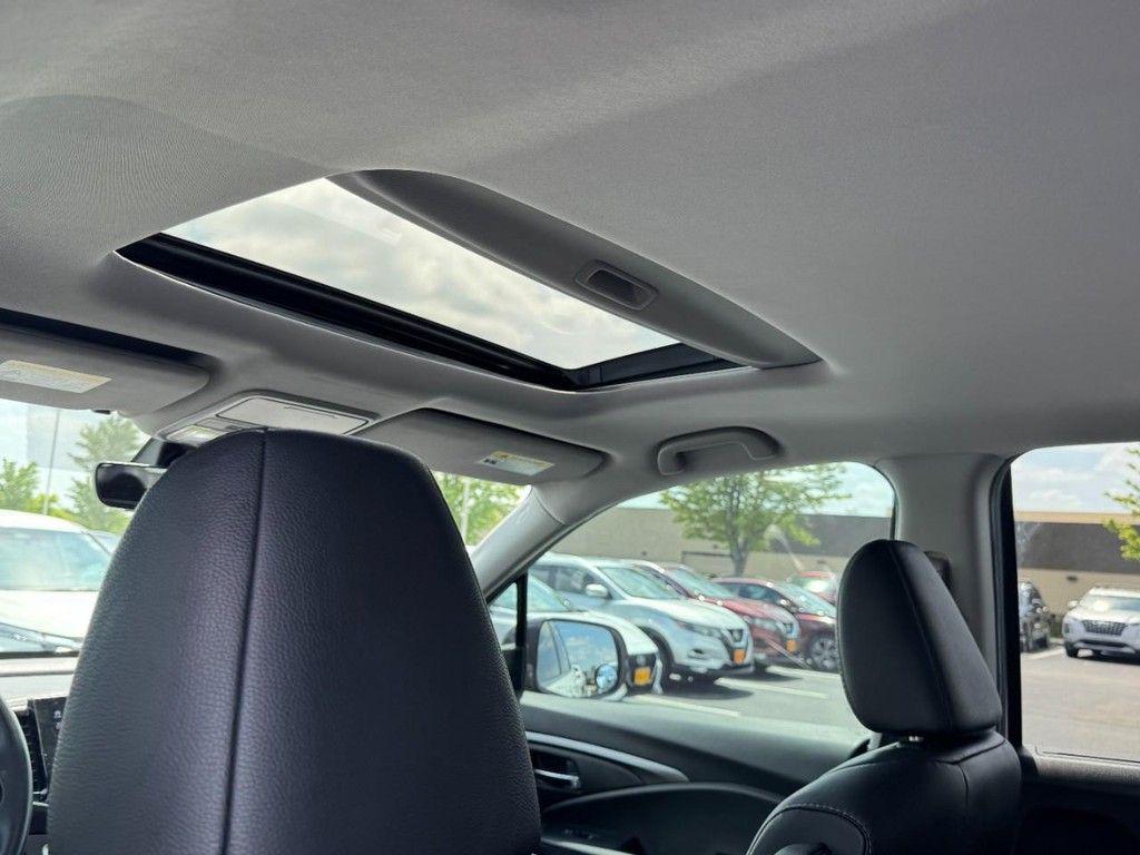 used 2021 Honda Pilot car, priced at $21,895