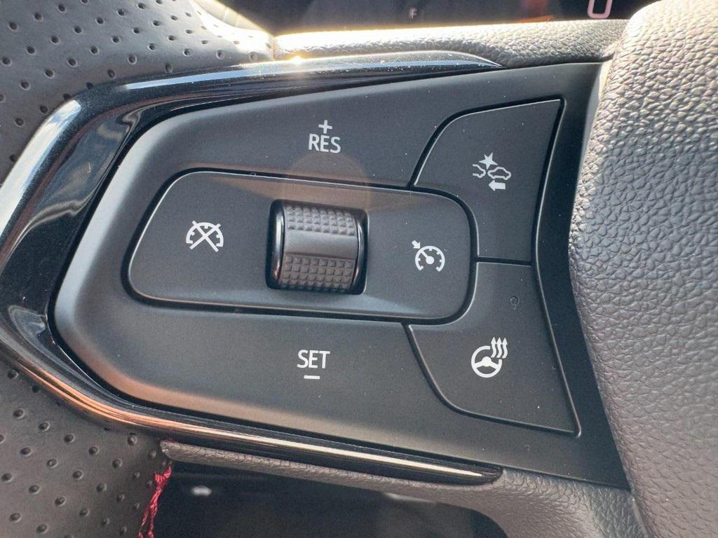 used 2025 Chevrolet TrailBlazer car, priced at $25,900