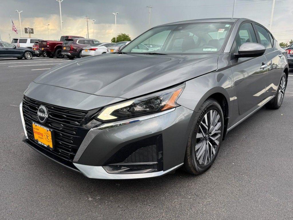 used 2023 Nissan Altima car, priced at $18,888