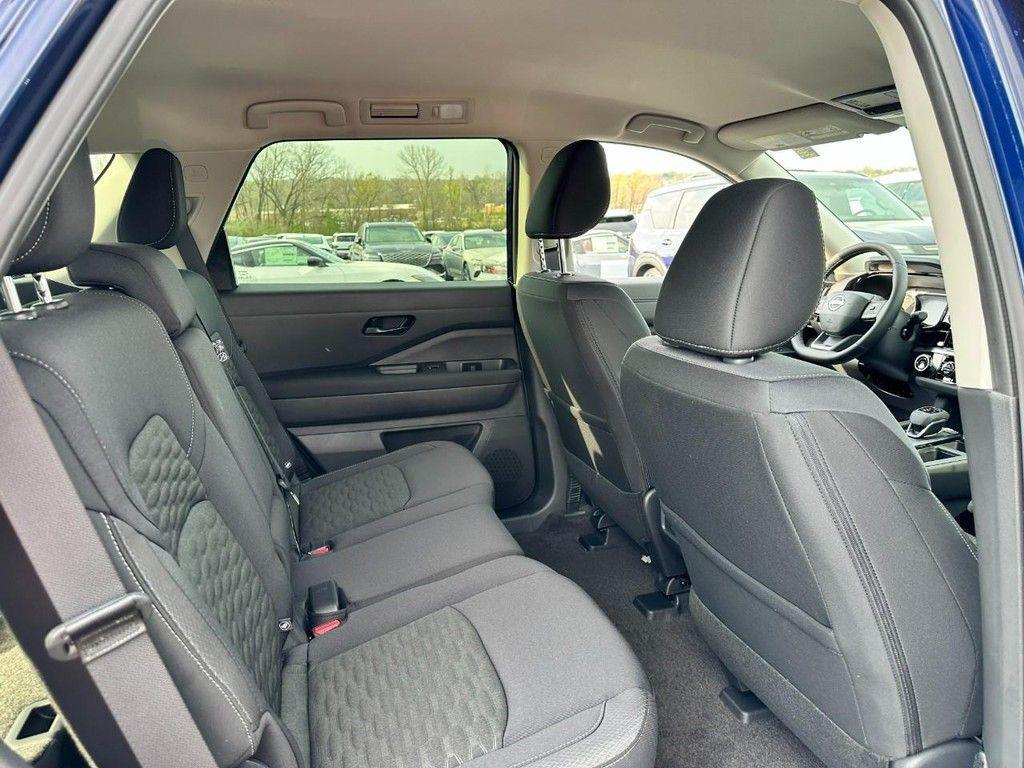 new 2026 Nissan Pathfinder car, priced at $37,908