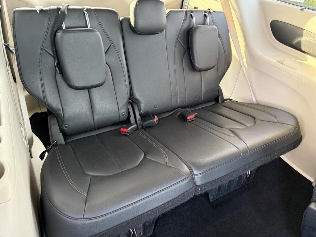 used 2017 Chrysler Pacifica car, priced at $11,500