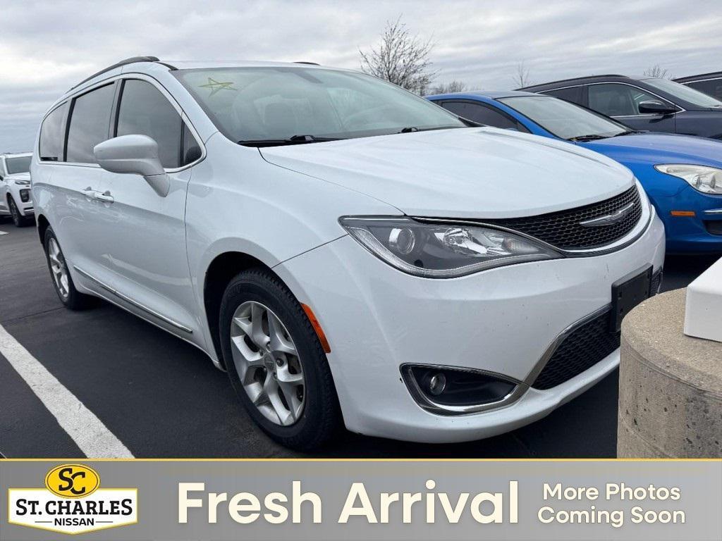 used 2017 Chrysler Pacifica car, priced at $11,995