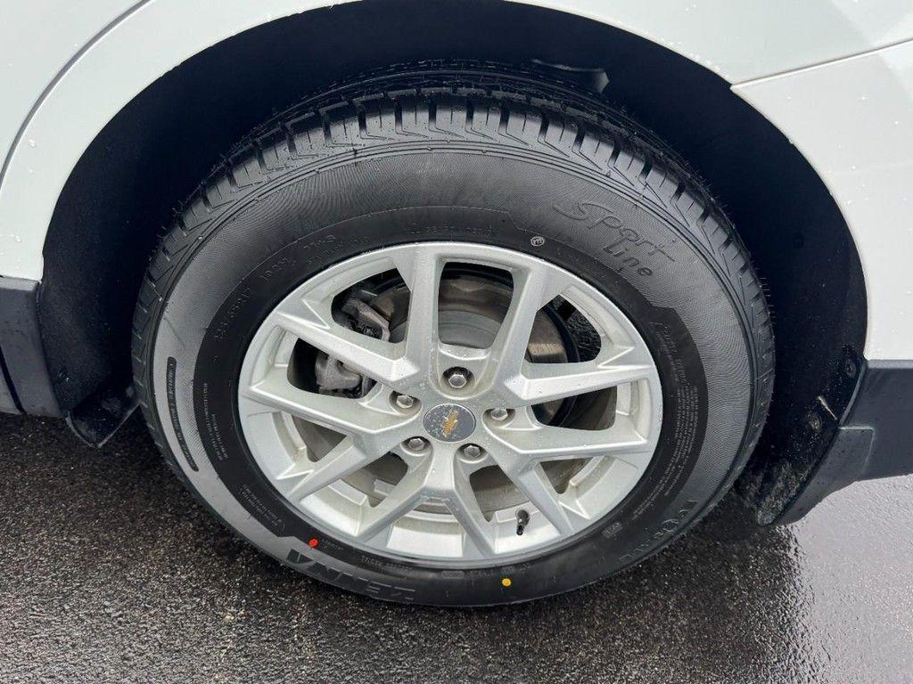 used 2023 Chevrolet Equinox car, priced at $21,888
