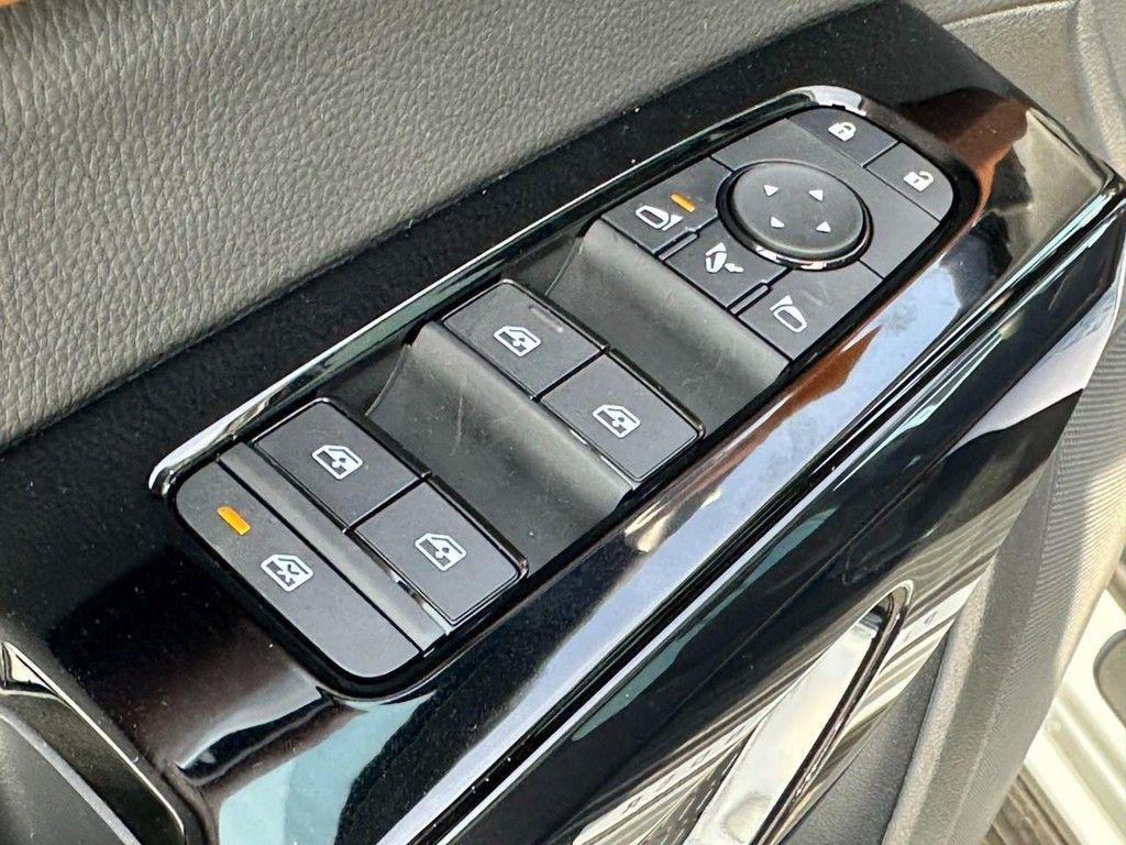 new 2026 Nissan Pathfinder car, priced at $49,722