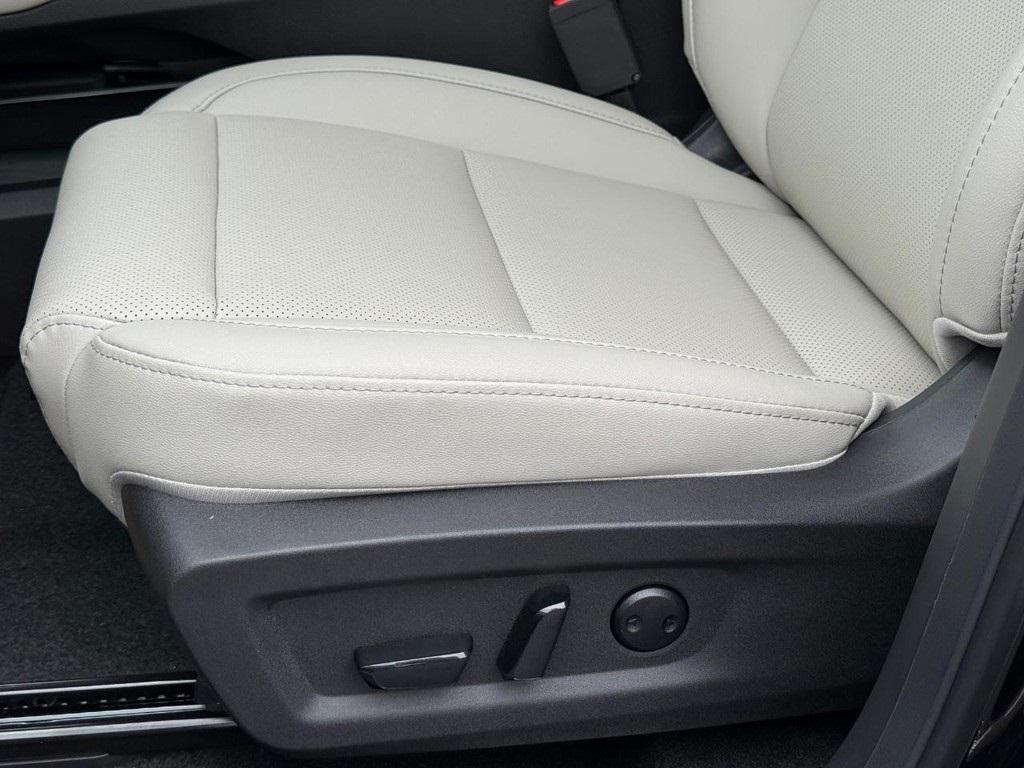 new 2026 Nissan Murano car, priced at $42,836