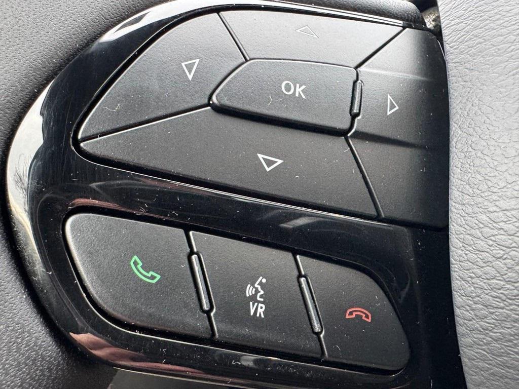 used 2025 Chrysler Pacifica car, priced at $36,777