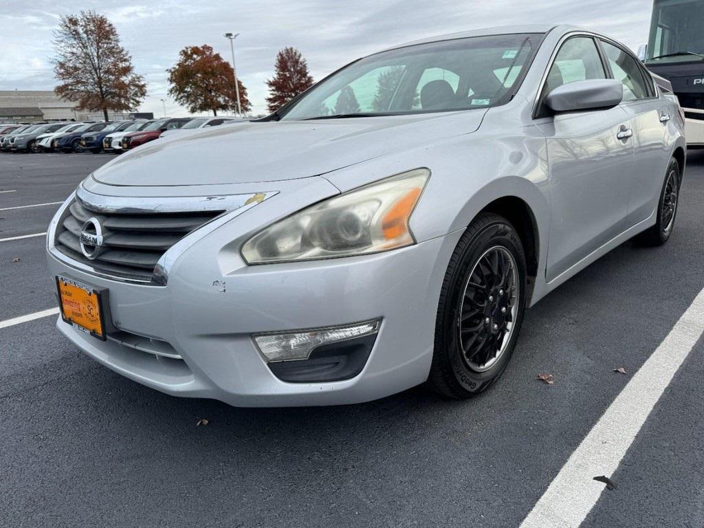 used 2013 Nissan Altima car, priced at $6,995