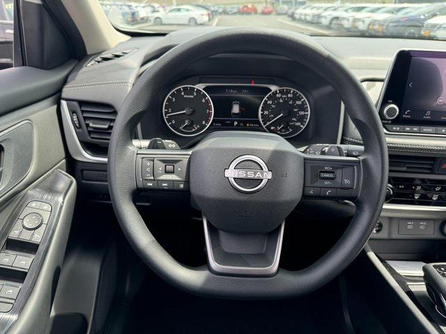 used 2025 Nissan Rogue car, priced at $25,995