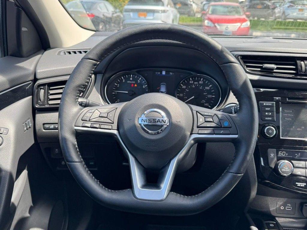 used 2022 Nissan Rogue Sport car, priced at $21,495