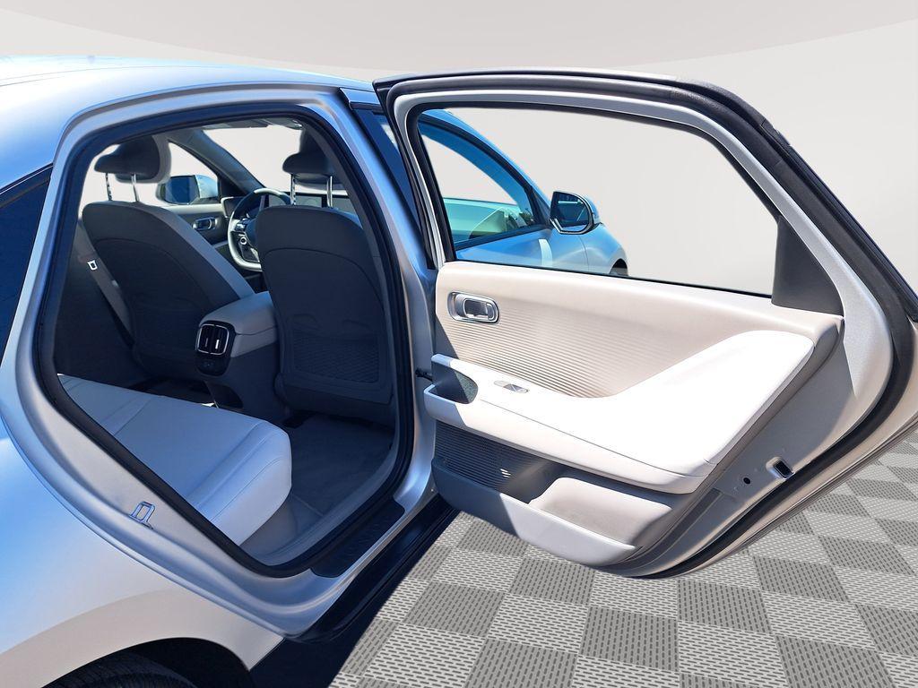 new 2024 Hyundai IONIQ 6 car, priced at $39,977