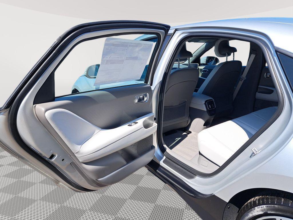 new 2024 Hyundai IONIQ 6 car, priced at $39,977