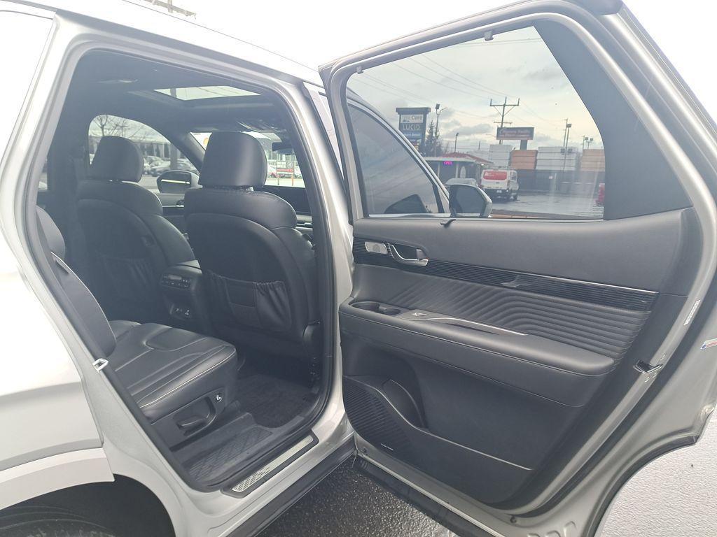 used 2023 Hyundai Palisade car, priced at $38,499