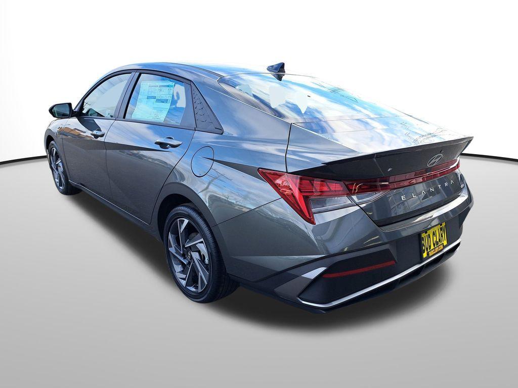 new 2025 Hyundai ELANTRA HEV car, priced at $23,771