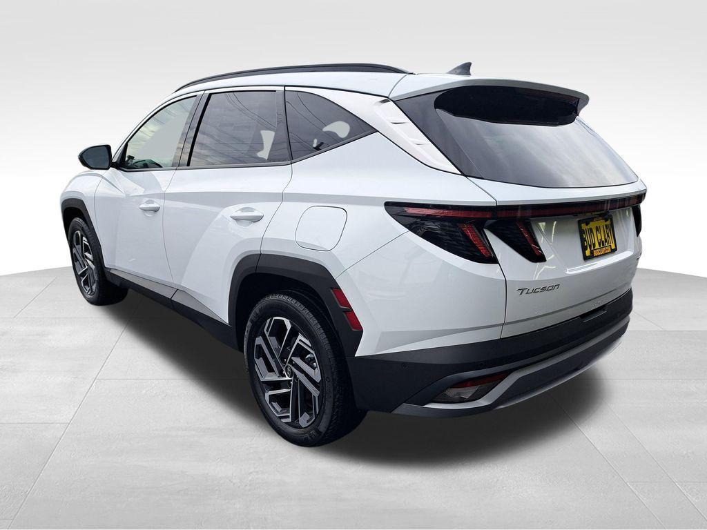 new 2026 Hyundai TUCSON Hybrid car, priced at $39,154
